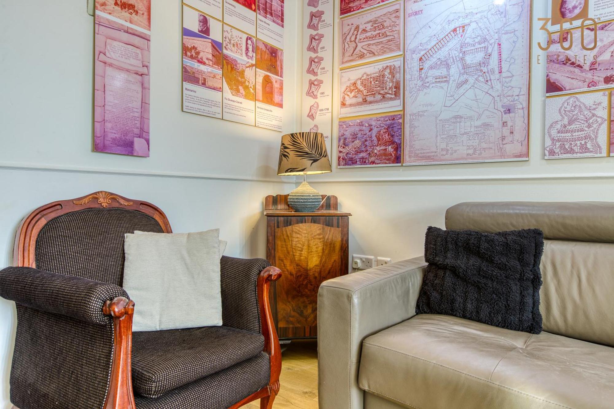 Comfortable 1Br Home With Maltese Balcony In Valletta By 360 Estates Bagian luar foto