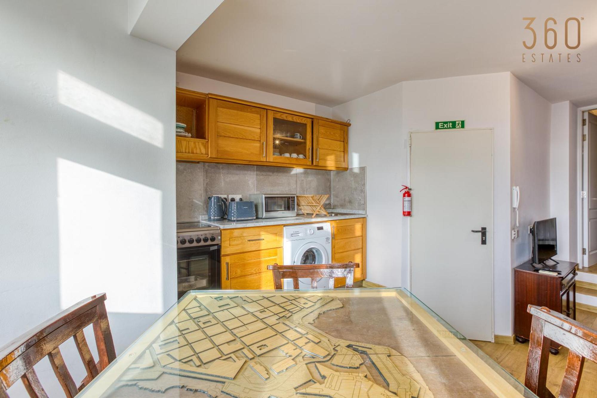 Comfortable 1Br Home With Maltese Balcony In Valletta By 360 Estates Bagian luar foto