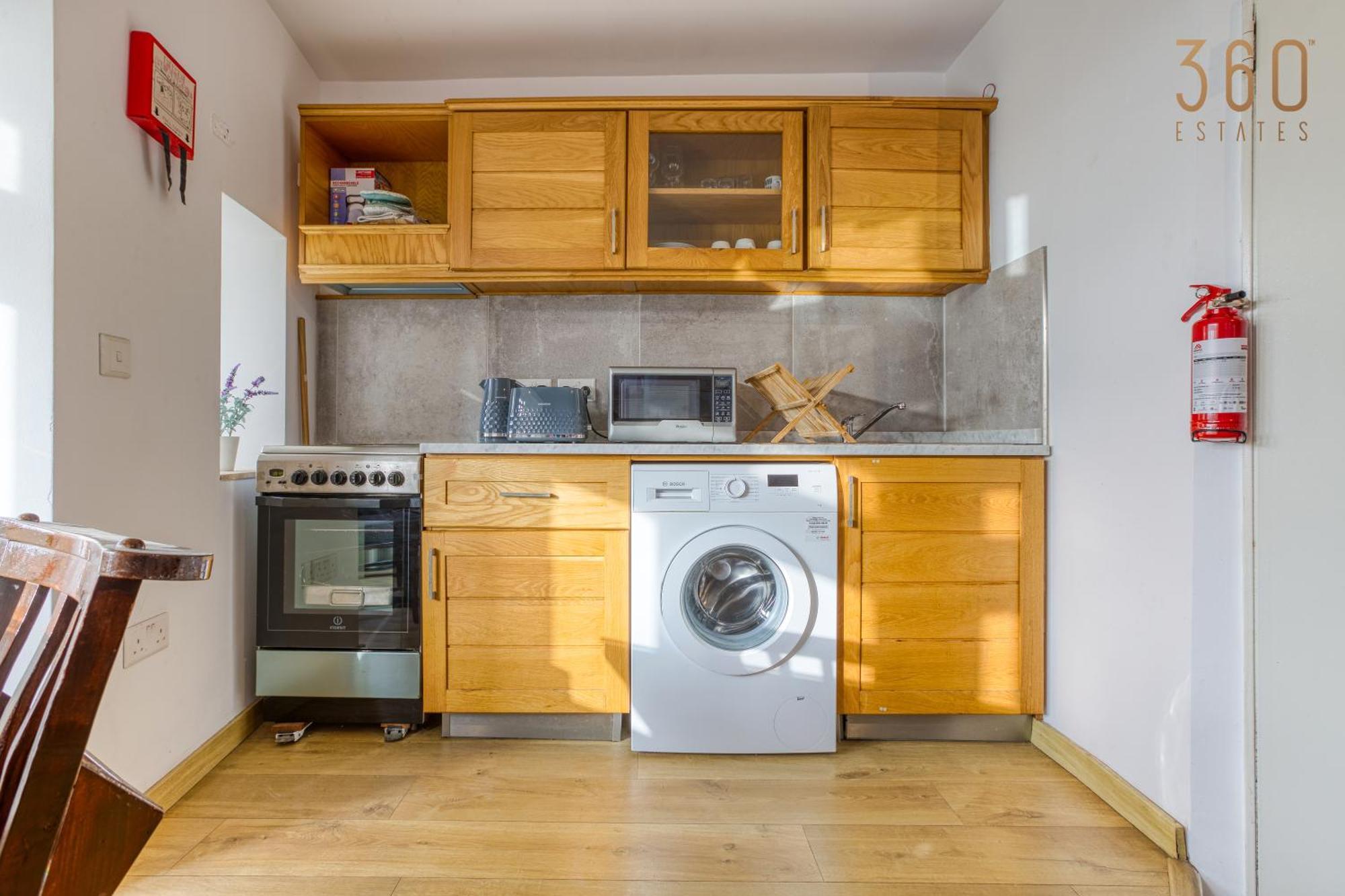 Comfortable 1Br Home With Maltese Balcony In Valletta By 360 Estates Bagian luar foto
