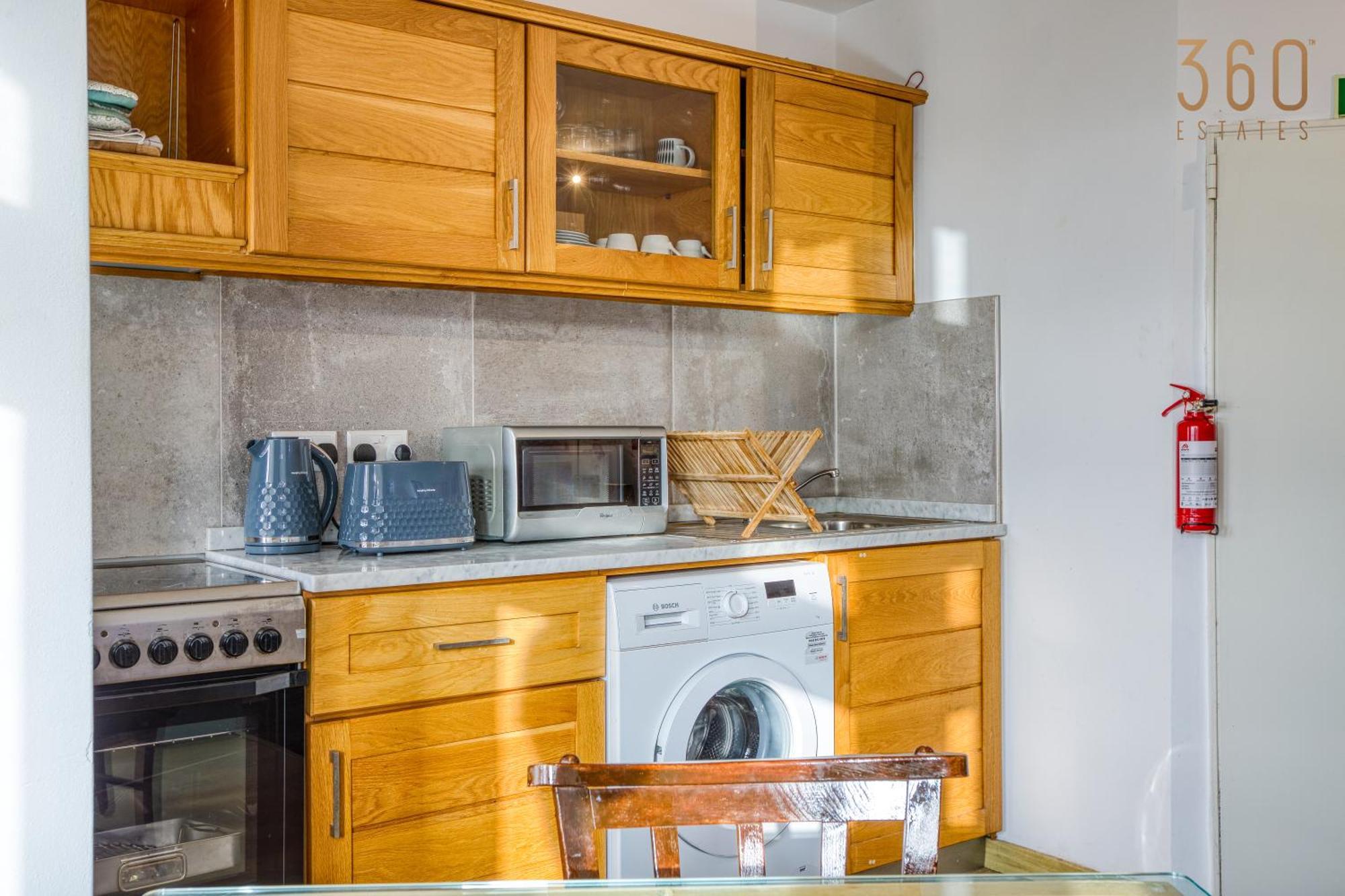 Comfortable 1Br Home With Maltese Balcony In Valletta By 360 Estates Bagian luar foto