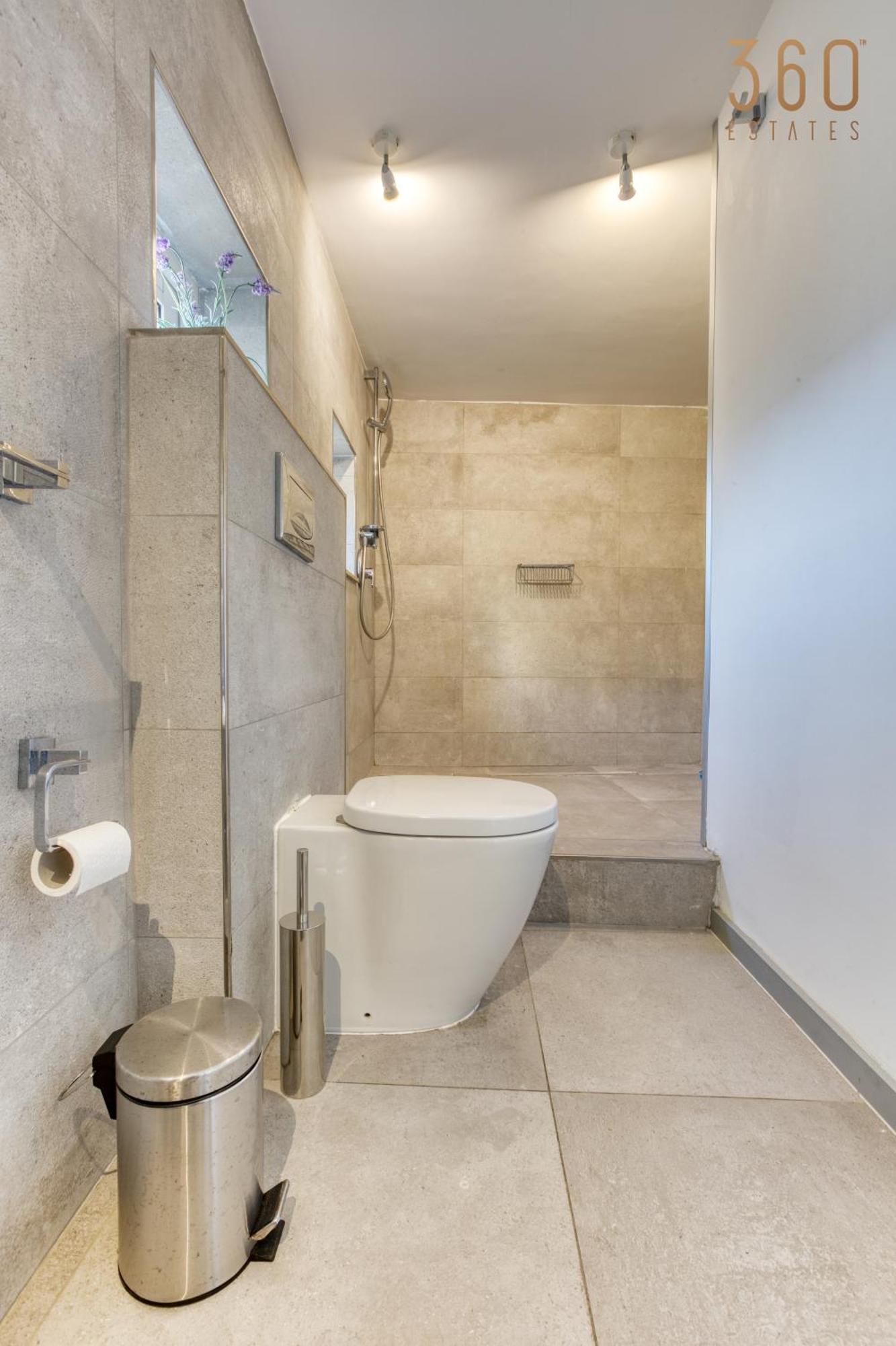 Comfortable 1Br Home With Maltese Balcony In Valletta By 360 Estates Bagian luar foto